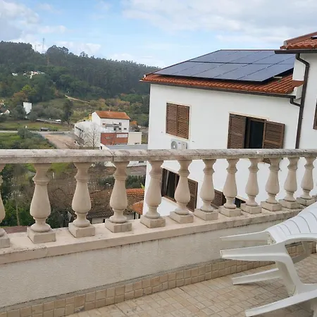 ゲストハウス Jantesta コインブラ